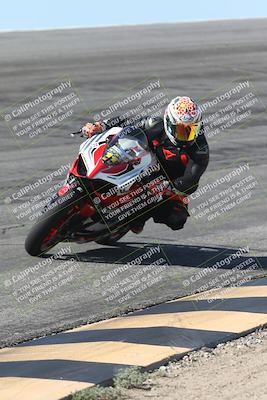 media/Oct-13-2025-Moto Forza (Mon) [[a66d839500]]/4-C Group/Session 2 (Bowl)/